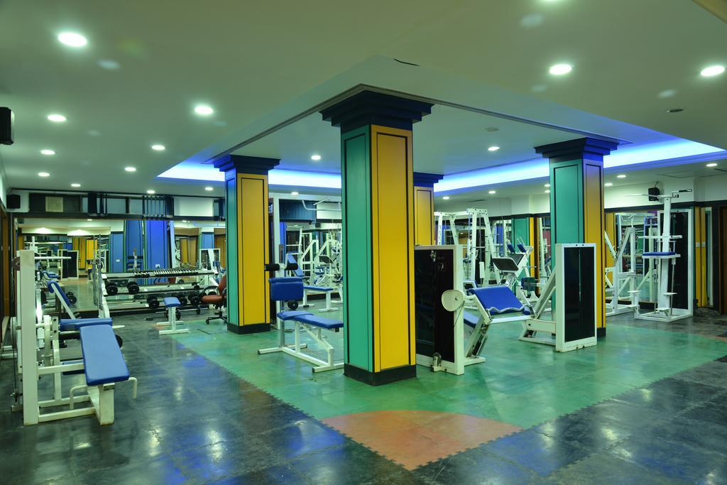โรงแรมกล สาคร Pimpri-Chinchwad ภายนอก รูปภาพ